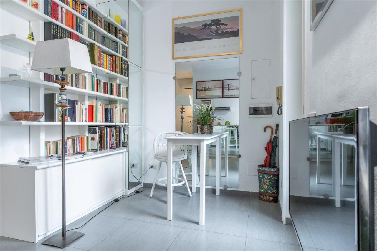 S. Ambrogio Square Apartment Milan Exterior photo