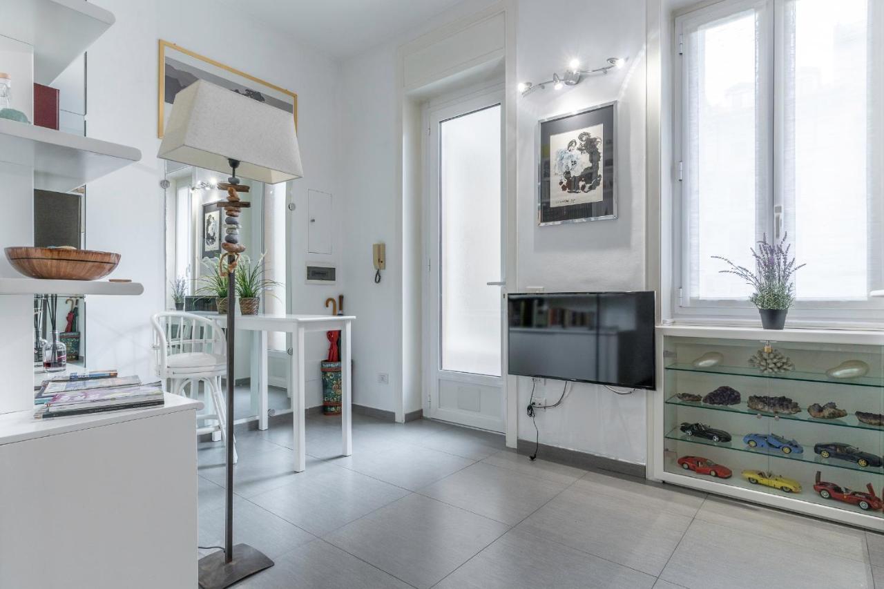 S. Ambrogio Square Apartment Milan Exterior photo